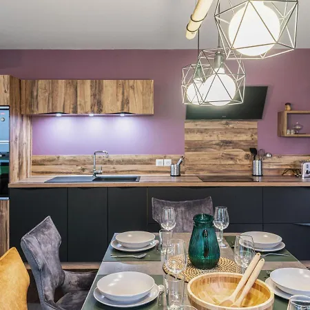Moderne Avec 3 Chambres, Terrasse, Garage Et Services Inclus A - Fr-1-569-131 Apartment Megeve